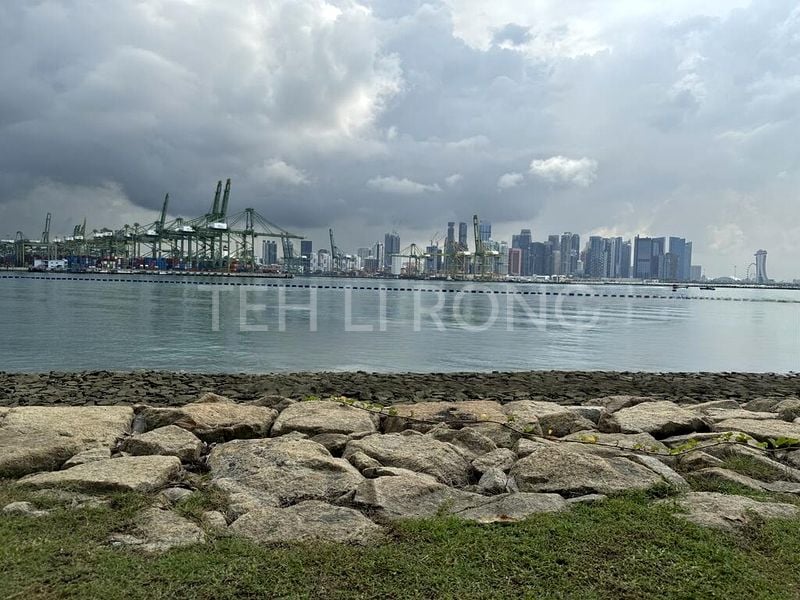 Room (Landed) for Rent in  Ocean Drive - Image 1